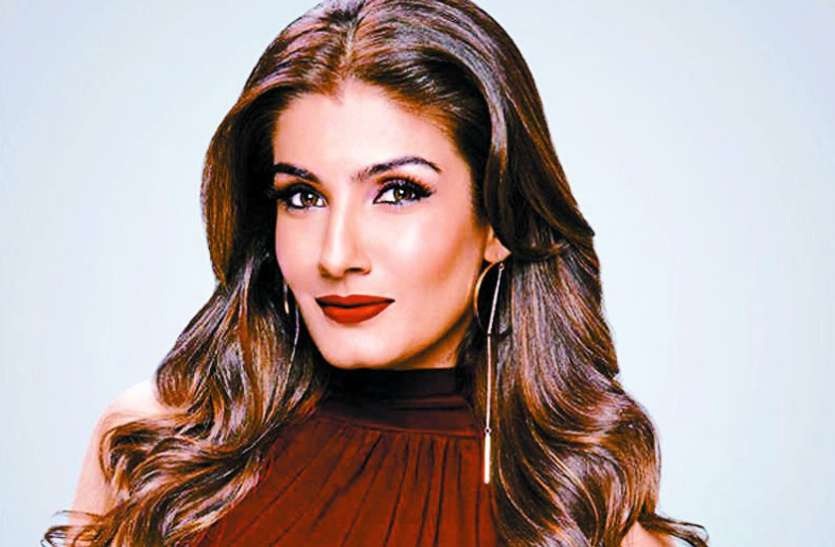 Actress Raveena Tandon : आखिर क्यों रवीना ने पति की एक्स-वाइफ पर फेंका जूस का गिलास, जानिए पूरी स्टोरी