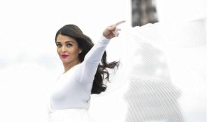 Paris Fashion Week 2021 Hot Pics of Aishwarya Rai Bachchan
