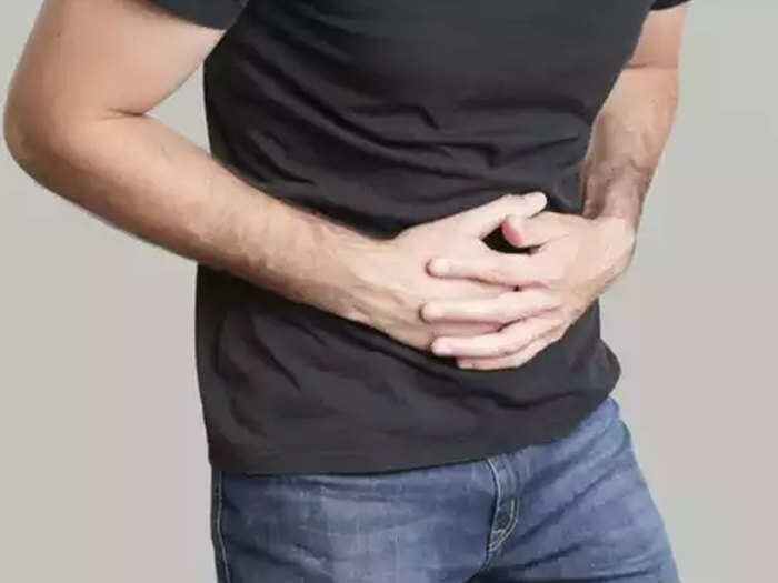 Stomach Gas इन वजह से बनी रहती है पेट में गैस जानिए इसके कारण