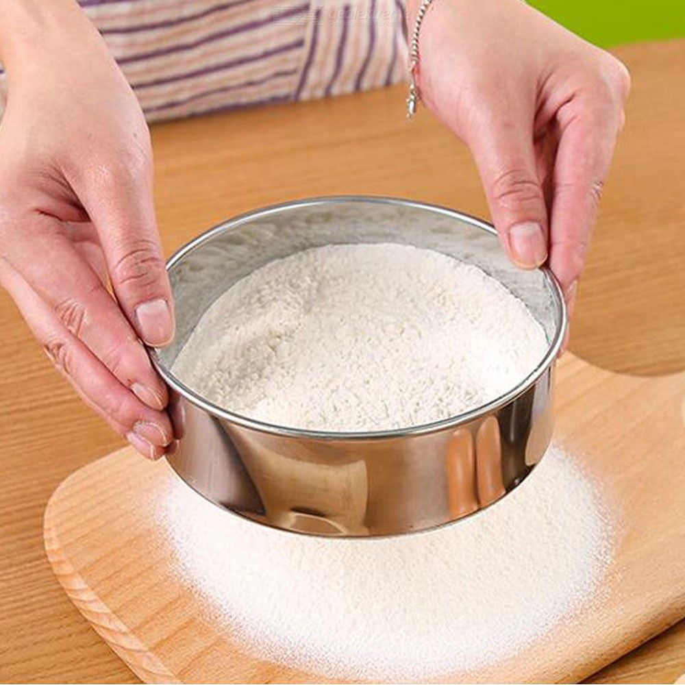 Should the Flour be Sifted  क्या आटे को छानना चाहिए