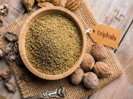 What are the benefits of Triphala churna त्रिफला चूर्ण के फायदे क्या हैं