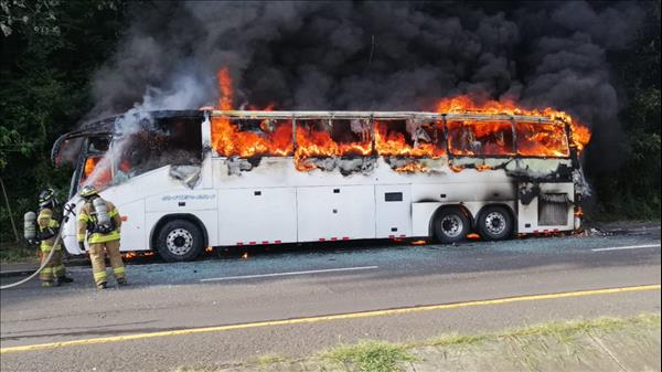 Burning Bus 46 सवारियों की दर्दनाक मौत, 7 उपचाराधीन