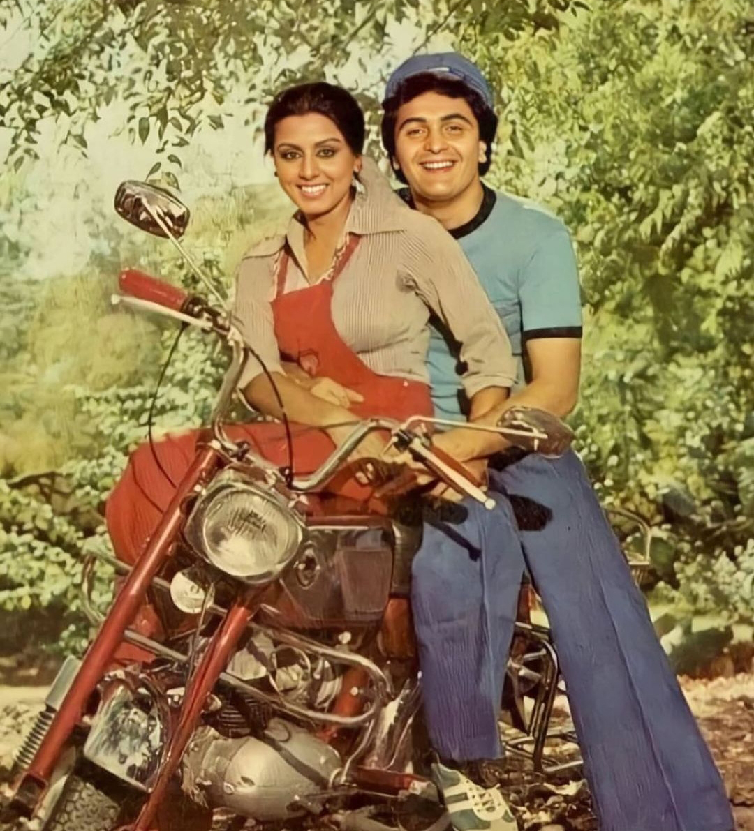 Neetu Kapoor Shared Some Old Memories with Rishi Kapoor, तस्वीर देख फैंस हुए भावुक