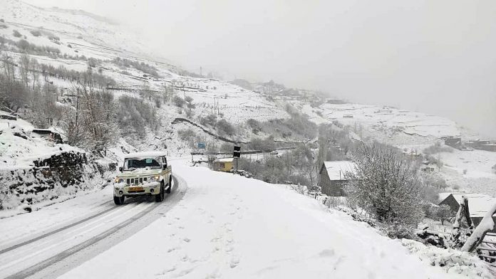 Weather Update Heavy snowfall on the mountains and rain alert in the field