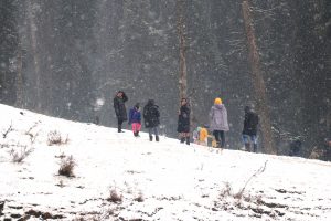 Weather Update Heavy snowfall in Himachal, J&K and Uttarakhand today