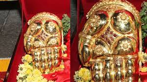 Gloves Worth 3 Crores Donated in the Temple