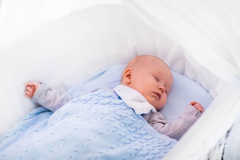 Simple Ways To Put Baby To Sleep आसान तरीकों से ऐसे सुलाएं अपने बच्चे को 