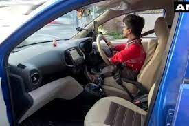 First Time In India Dwarf person got driving license for the first time, is 3 feet tall Shivpal, made a record