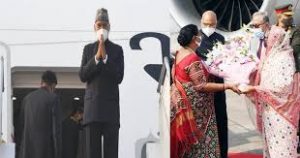पहली बार राष्ट्रपति बांग्लादेश के दौरे पर