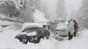 Snowfall in Pakistan बर्फ में दफन हुई 23 जिंदगियां