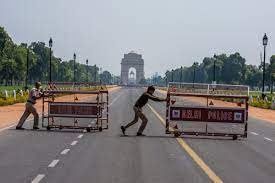 Weekend Lockdown Preparations in Delhi