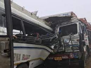 Bus Truck Collision in Jharkhand