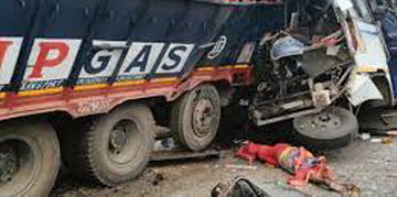 Bus Truck Collision in Jharkhand