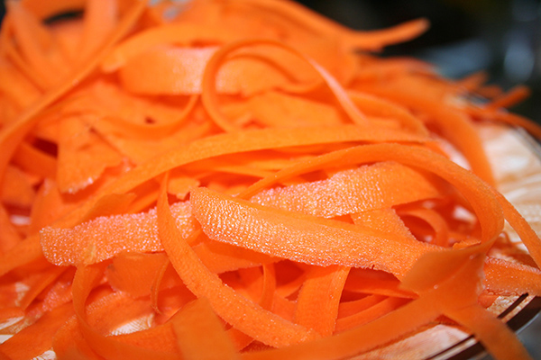 Make These Items From Carrot Peels
