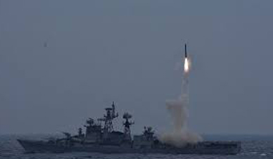नौसेना ने किया सुपरसोनिक ब्रह्मोस मिसाइल का सफल परीक्षण