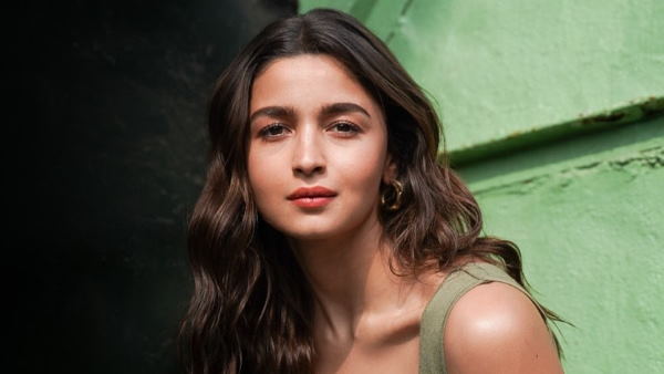 Alia Bhatt New Movie Sold to Netflix: डार्लिंग मूवी के राइट्स बेचे गए 80 करोड़ रुपयों में