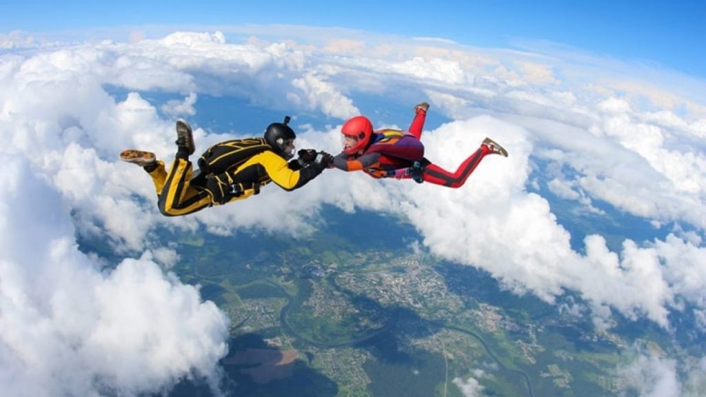 Sky Diving in Bhopal from March 1-2 and in Ujjain from March 3 to 6