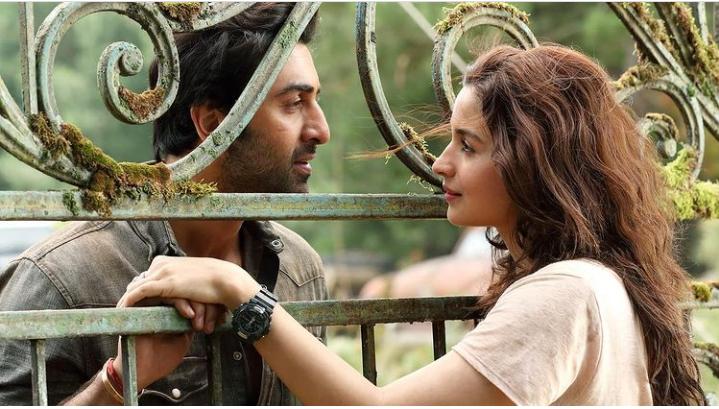 Brahmastra Movie Pics Out: रणबीर और आलिया निभा रहे है शिव और ईशा का रोल