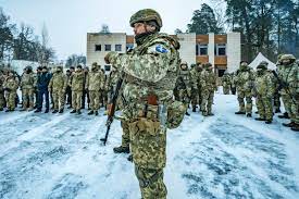 यूक्रेन सीमा पर डटी रूस की भारी सेना