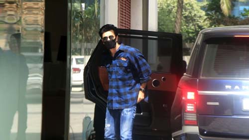 Ranbir Kapoor Spotted At T-SERIES Office Andheri