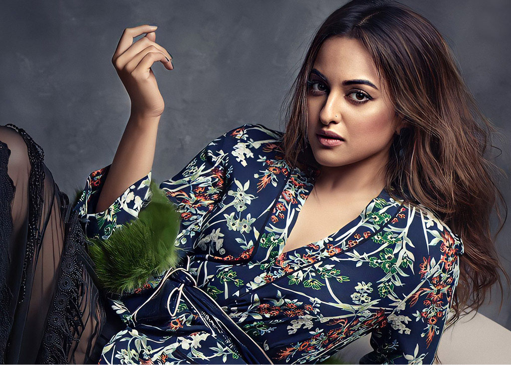 Latest Sonakshi Sinha Wallpapers Hd Free Download India News 0810