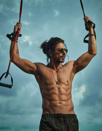 Shah Rukh Khan Shares His Shirtless Photo कहा, पठान को कैसे रोकोगे…'