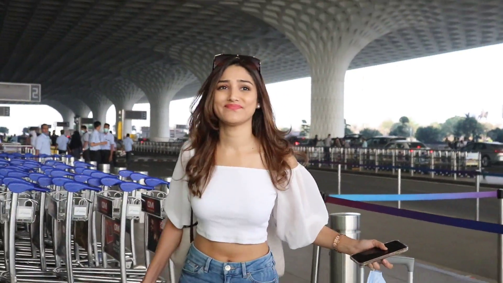 Donal Bisht Travelling To Srinagar For Her Upcoming Song Shoot