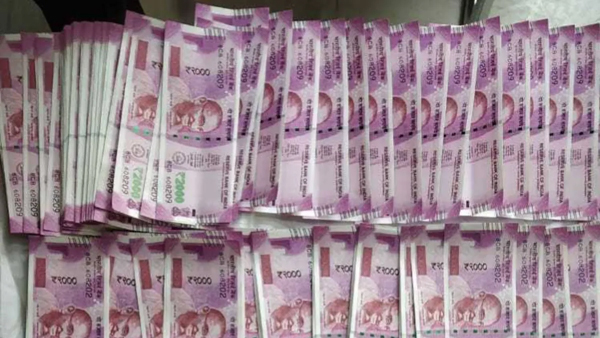 Accused arrested with fake notes in Delhi