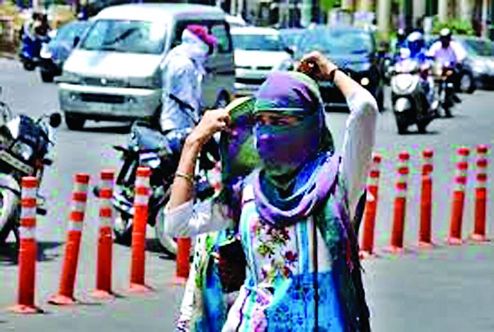 Heat Will Haunt Again Temperature May Cross 44 Yellow Alert Issued