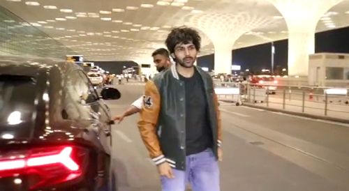 Kartik Aaryan Snapped At Airport Departure