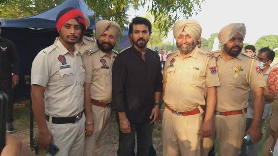 Ram Charan in Punjab for New Project: पंजाब में RC15 के एक नए शेड्यूल की शूटिंग करते हुए तस्वीरें आयी सामने, देखे