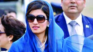 Pakistan Super Gorgeous Woman Politician Hina Rabbani Khar