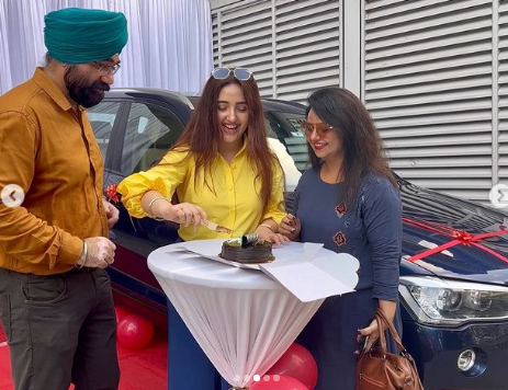 Ashnoor Kaur bought a luxury car