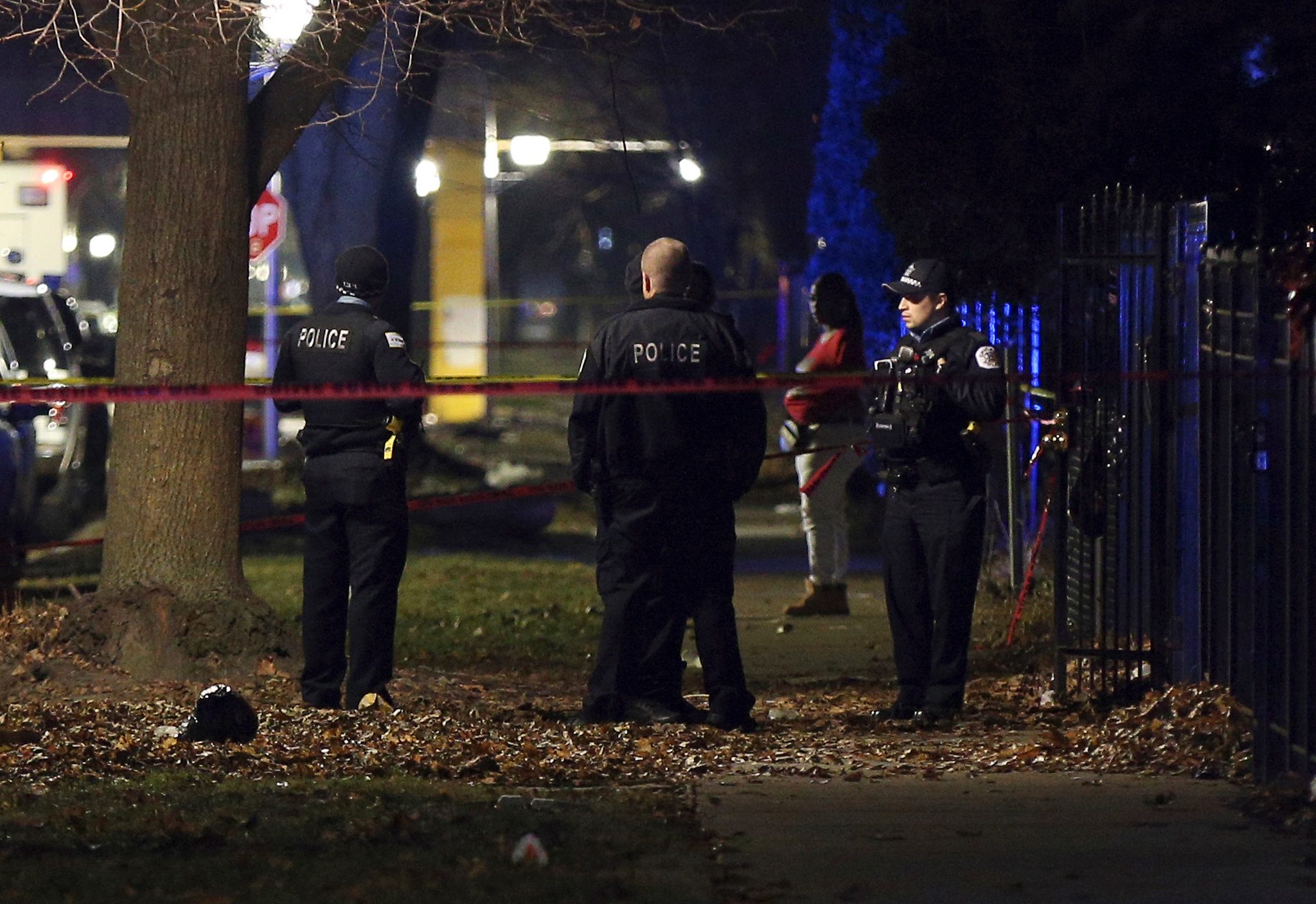 16 people injured in Chicago Shootout