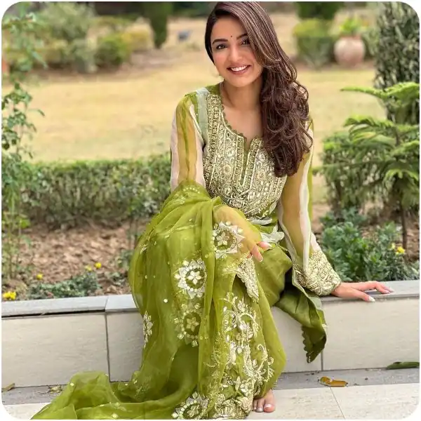 Jasmin Bhasin celebrated Eid with Ali Goni