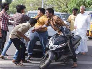 Road Rage In India - Road Rage Is Not A Punishable Crime In India - 3 People Die - Every Day In Such Incidents