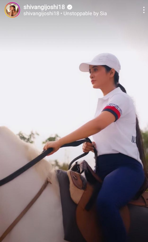 Shivangi Joshi Horse Riding Video