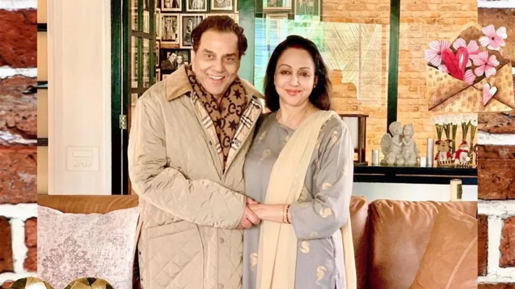 Dharmendra and Hema 42th wedding anniversary