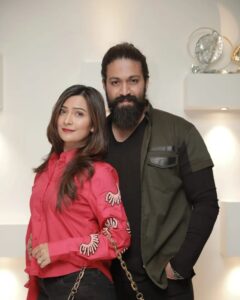 Rocky Bhai with wife 