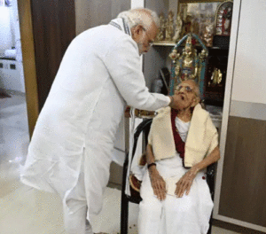PM Modi Mother turns 100 Modi Meets Heeraben