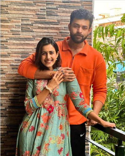 Varun Tej and Yash share a Pic with their Sister on Raksha Bandhan