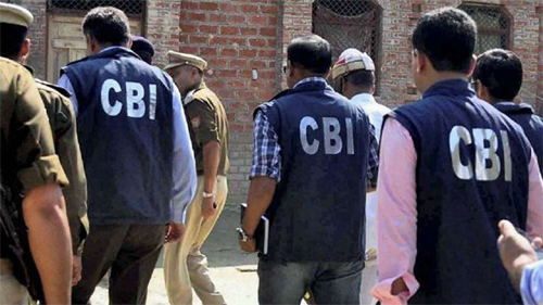 CBI का दावा, मनीष सिसोदिया के सहयोगी को शराब कारोबारी ने दिए थे 1 करोड़ रुपये