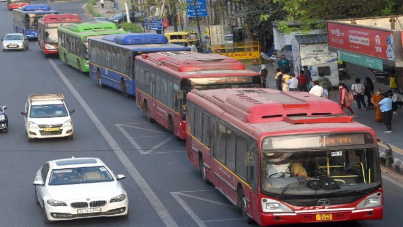 Delhi: बस लेन नियमों का इतने बार उल्लंघन करने पर रद्द होगा लाइसेंस, बहाल कराने के लिए करना पड़ेगा ये काम