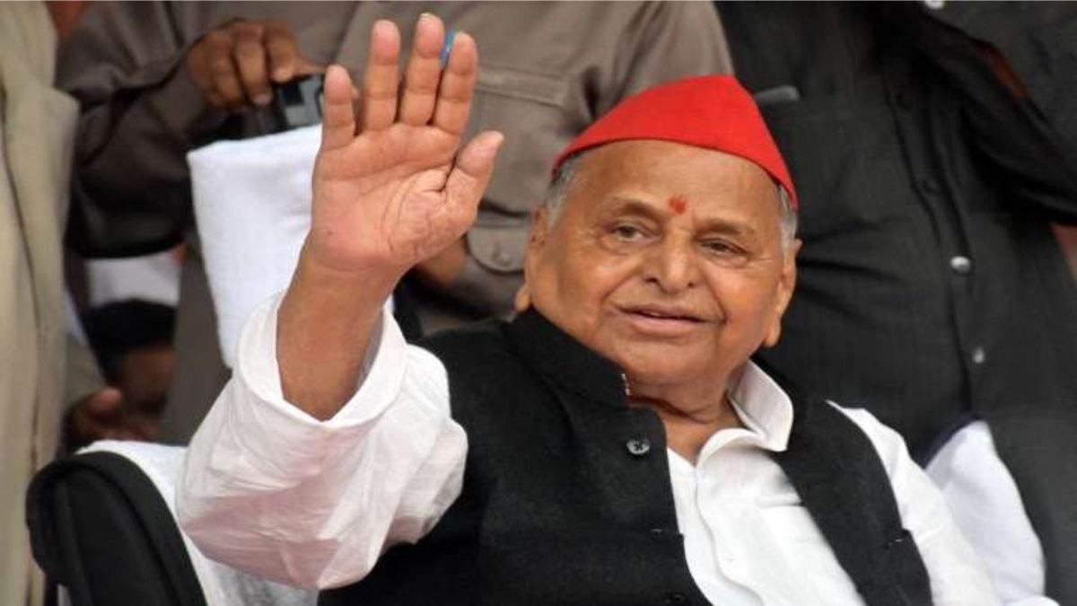 Mulayam Singh Yadav: एक समय था जब मुलायम सिंह यादव के लिए लोगों ने उपवास रखा था, चंदा एकत्र करके दिलाई थी कार