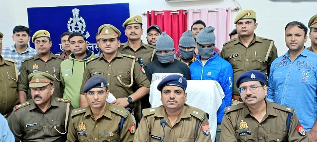 एटा पुलिस ने एक अंतरराज्यीय एटीएम लूट गिरोह को पकड़ा