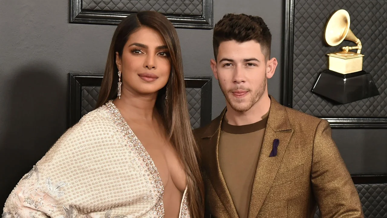 Priyanka Chopra-Nick Jonas: जोनस ब्रदर्स म्यूजिक कॉन्सर्ट के दौरान पति निक जोनस को जमकर चियर अप करती नजर आई प्रियंका चोपड़ा