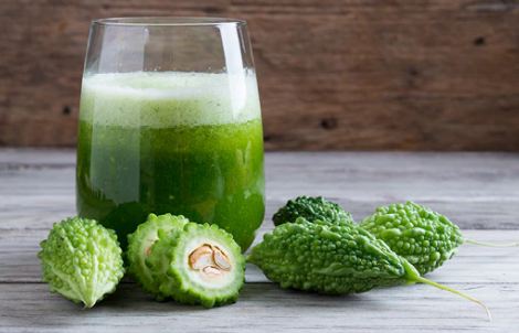 Karela Juice Benefits: करेला करेगा सर्दियों में आपको स्वास्थ्य समस्याओं और संक्रमण से निपटने में मदद, जानें कैसे