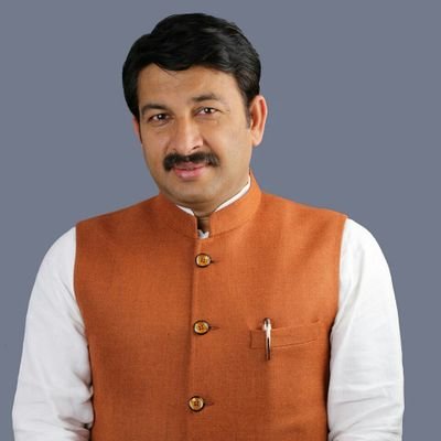 51 साल की उम्र में तीसरी बार पिता बने Manoj Tiwari, पत्नी संग फोटो शेयर कर दी जानकारी