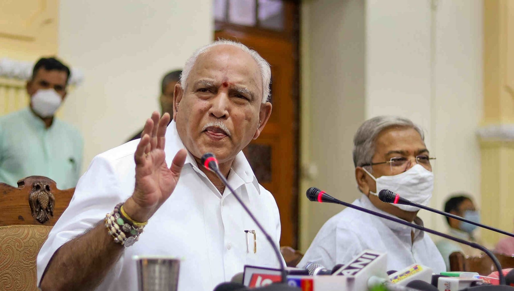 Yediyurappa Farewell Speech: येदियुरप्पा का चुनावी राजनीति से संन्यास, कहा-अंतिम सांस तक पार्टी को सत्ता में लाने का करता रहूंगा कोशिश