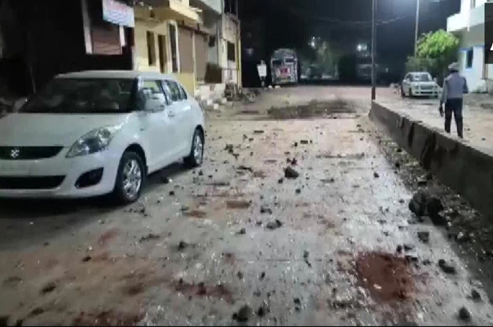 Clash in Jalgaon: संभाजीनगर के बाद महाराष्ट्र के जलगांव में बवाल, 45 गिरफ्तार